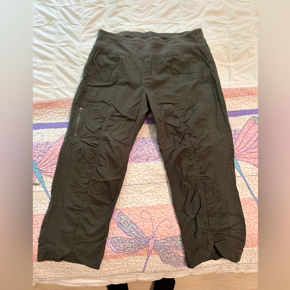 Wearables olive green capris